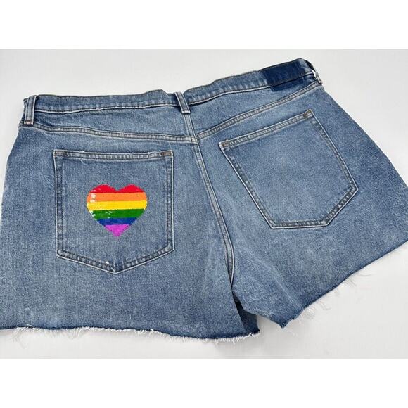 Abercrombie & Fitch Hi Rise Mom Denim Cut offs Shorts Womens Size 18 PRIDE Heart - Picture 1 of 8